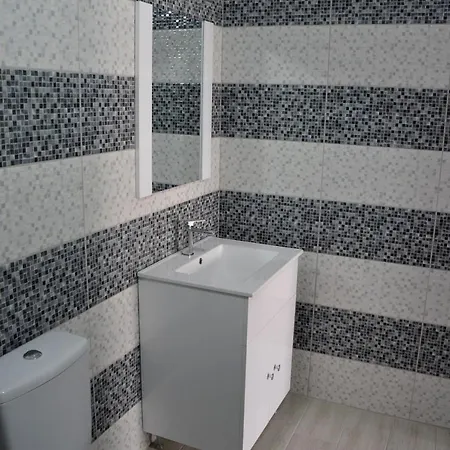 Caelia 3* קוסטינסטי