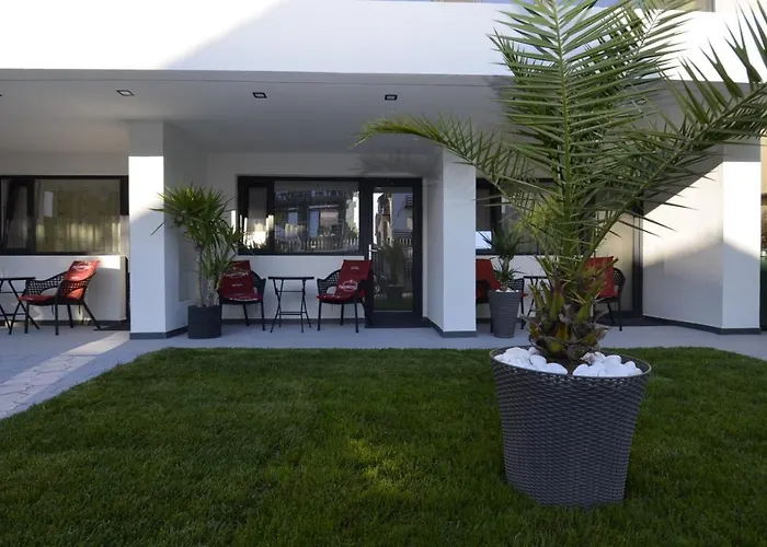 Pensión Caelia Costinesti